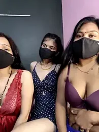 cutee__crazy — Stripchat recorded stream image, 30.04.2026 14:00
