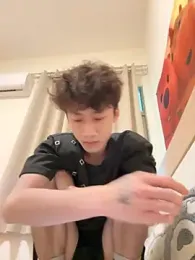 sexyboy-3525 — Stripchat recorded stream image, 01.05.2026 05:50