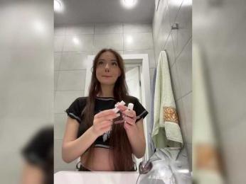 OlivkaVif — Bongacams recorded stream screenshot (09 Mar 2025)