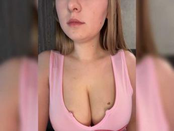 AlinaRay — Bongacams recorded stream image, 01.05.2026 15:30
