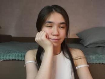 _vi_vi_ — Chaturbate recorded stream image, 01.05.2026 17:00