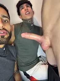 _Tomy08calderon — Stripchat recorded stream image, 02.05.2026 00:20