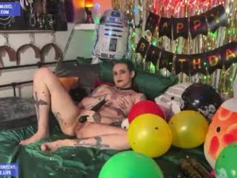 iwillbeyourmuse — Chaturbate recorded stream image, 01.05.2026 21:40