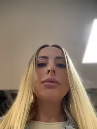 EmaSalis — Stripchat recorded stream image, 02.05.2026 07:20
