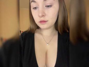AlinaRay — Bongacams recorded stream image, 09.03.2025 13:00