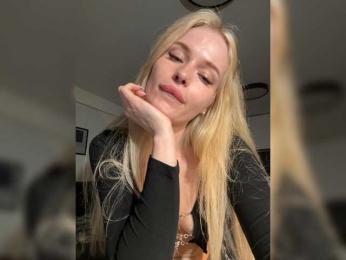 VladaMais — Bongacams recorded stream image, 04.05.2026 15:30