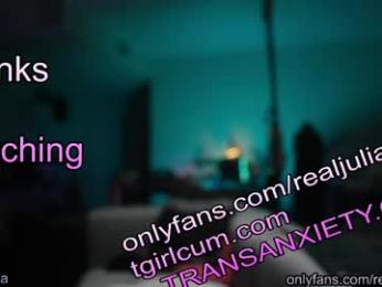 julia_jane — Chaturbate recorded stream image, 06.05.2026 02:00