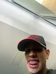 HarryGaze — Stripchat recorded stream image, 06.05.2026 13:30