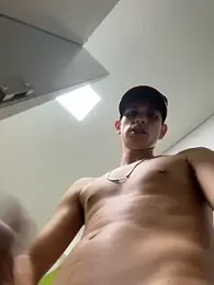 HarryGaze — Stripchat recorded stream image, 06.05.2026 13:30