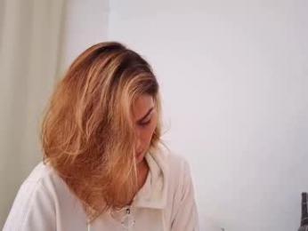 skyamber8v2 — Chaturbate recorded stream image, 06.05.2026 14:30