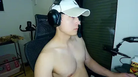Tkcqcc — Stripchat recorded stream image, 09.05.2026 10:30