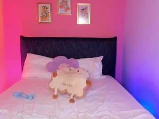 dani-moore — Camsoda recorded stream image, 09.05.2026 14:10