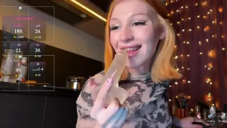 ilona_wine — Stripchat recorded stream image, 10.05.2026 14:20