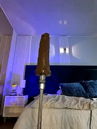 MollyCruz — Stripchat recorded stream image, 11.05.2026 12:30