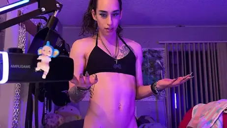 xoFrankie — Stripchat recorded stream image, 12.05.2026 02:30