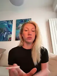 LuisaBecker — Stripchat recorded stream image, 12.05.2026 15:20