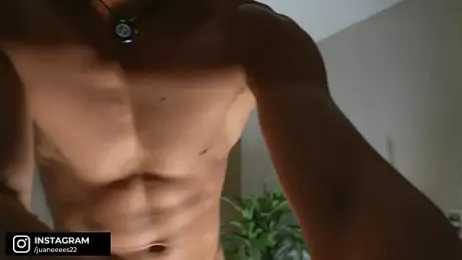 DeusbelliS — Stripchat recorded stream image, 12.05.2026 19:00