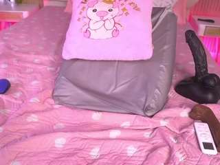 mssburbuja — Camsoda recorded stream image, 13.05.2026 03:00