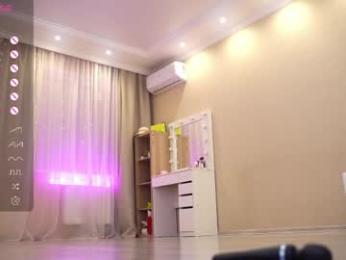 queenelia — Chaturbate recorded stream image, 13.05.2026 10:40
