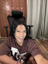 DarlingJenny22 — Stripchat recorded stream image, 13.05.2026 15:30