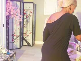 katt-leya — Camsoda recorded stream image, 13.05.2026 22:50
