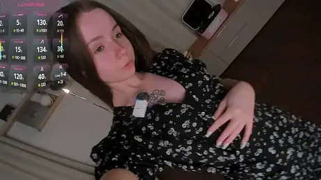 DominikaElis — Stripchat recorded stream image, 13.05.2026 19:20
