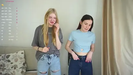 EllenReeves — Stripchat recorded stream image, 14.05.2026 05:40