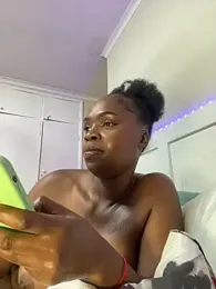 LuciousLips96 — Stripchat recorded stream image, 14.05.2026 09:00