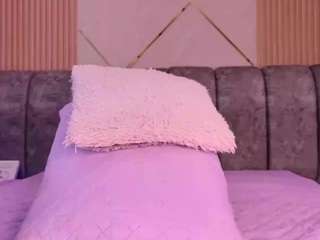 bss-naia — Camsoda recorded stream image, 15.05.2026 19:10