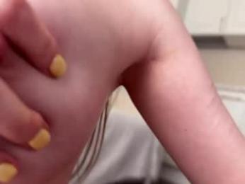 denobluora — Chaturbate recorded stream image, 16.05.2026 12:10