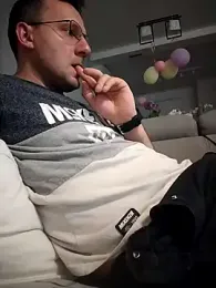 defaktor — Stripchat recorded stream image, 16.05.2026 21:00