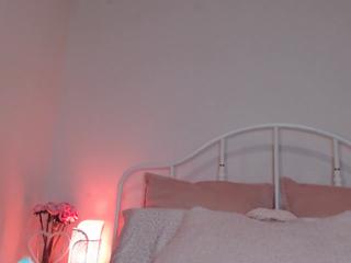 Zoey Evans — Flirt4free recorded stream screenshot (10 Mar 2025)