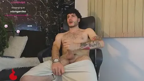 Rafael_Mendezz — Stripchat recorded stream image, 19.05.2026 20:40