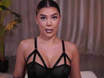 NatyDesiree — Bongacams recorded stream image, 19.05.2026 19:00
