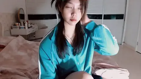 Miu1_girl — Stripchat recorded stream image, 20.05.2026 13:00