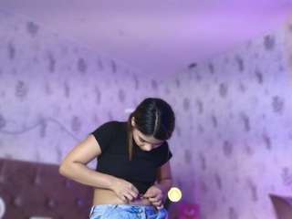 emyliesander — Camsoda recorded stream image, 20.05.2026 11:40