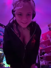 Cutiepiespanks — Stripchat recorded stream image, 21.05.2026 00:30