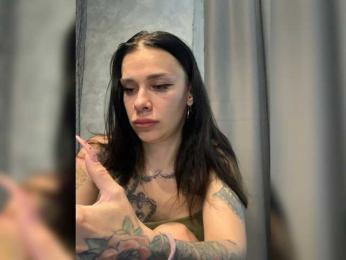 deva_maria — Bongacams recorded stream image, 21.05.2026 06:00