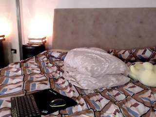yummybabes — Camsoda recorded stream image, 21.05.2026 19:10