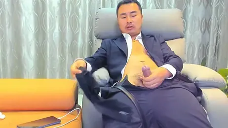 guozuo — Stripchat recorded stream image, 22.05.2026 13:00