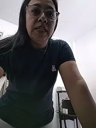 Violeta-Stationery_7 — Stripchat recorded stream image, 22.05.2026 13:30