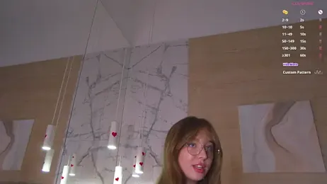 LoraineLuff — Stripchat recorded stream image, 22.05.2026 14:40