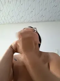 -VICKKY — Stripchat recorded stream image, 22.05.2026 19:30