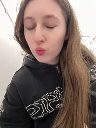 FroggyAnna — Stripchat recorded stream image, 22.05.2026 15:30