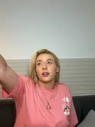 Strongqueen — Stripchat recorded stream image, 22.05.2026 22:40
