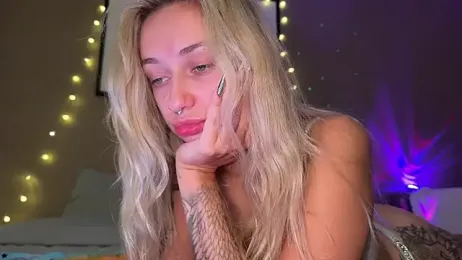 _Kiss_me_hard_ — Stripchat recorded stream image, 27.05.2026 15:40