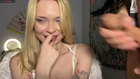 dollfromvenus — Stripchat recorded stream image, 27.05.2026 20:00