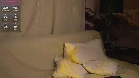 AnnyBangs — Stripchat recorded stream image, 29.05.2026 10:00