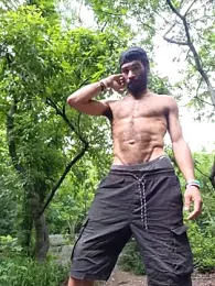 GuyInNY — Stripchat recorded stream image, 29.05.2026 21:20