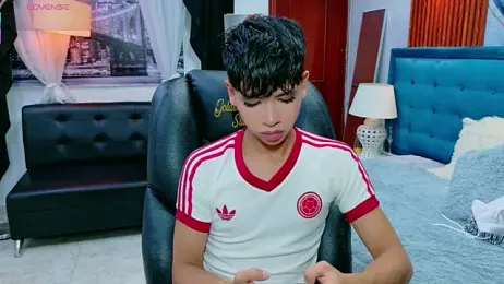 dilan_911 — Stripchat recorded stream image, 30.05.2026 19:10